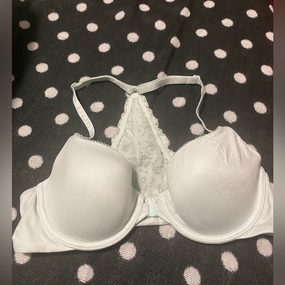 VS triangle lace back bra EUC